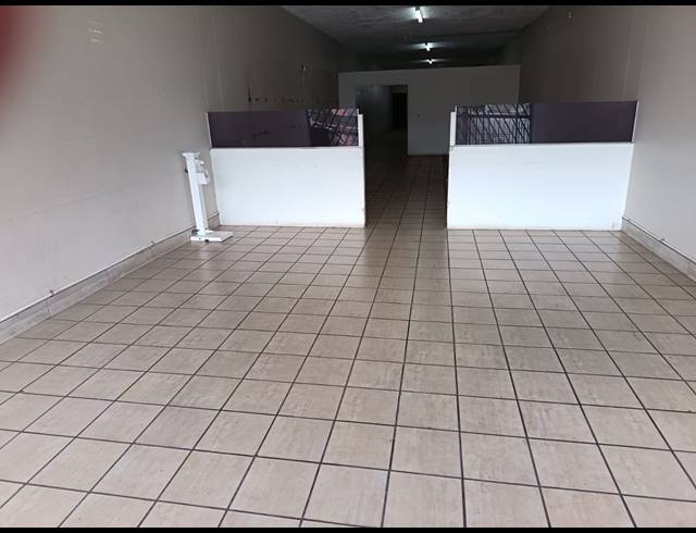 160M² WORKSHOP TO LET IN FLORIDA